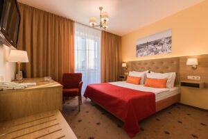 hestia hotel un draugi